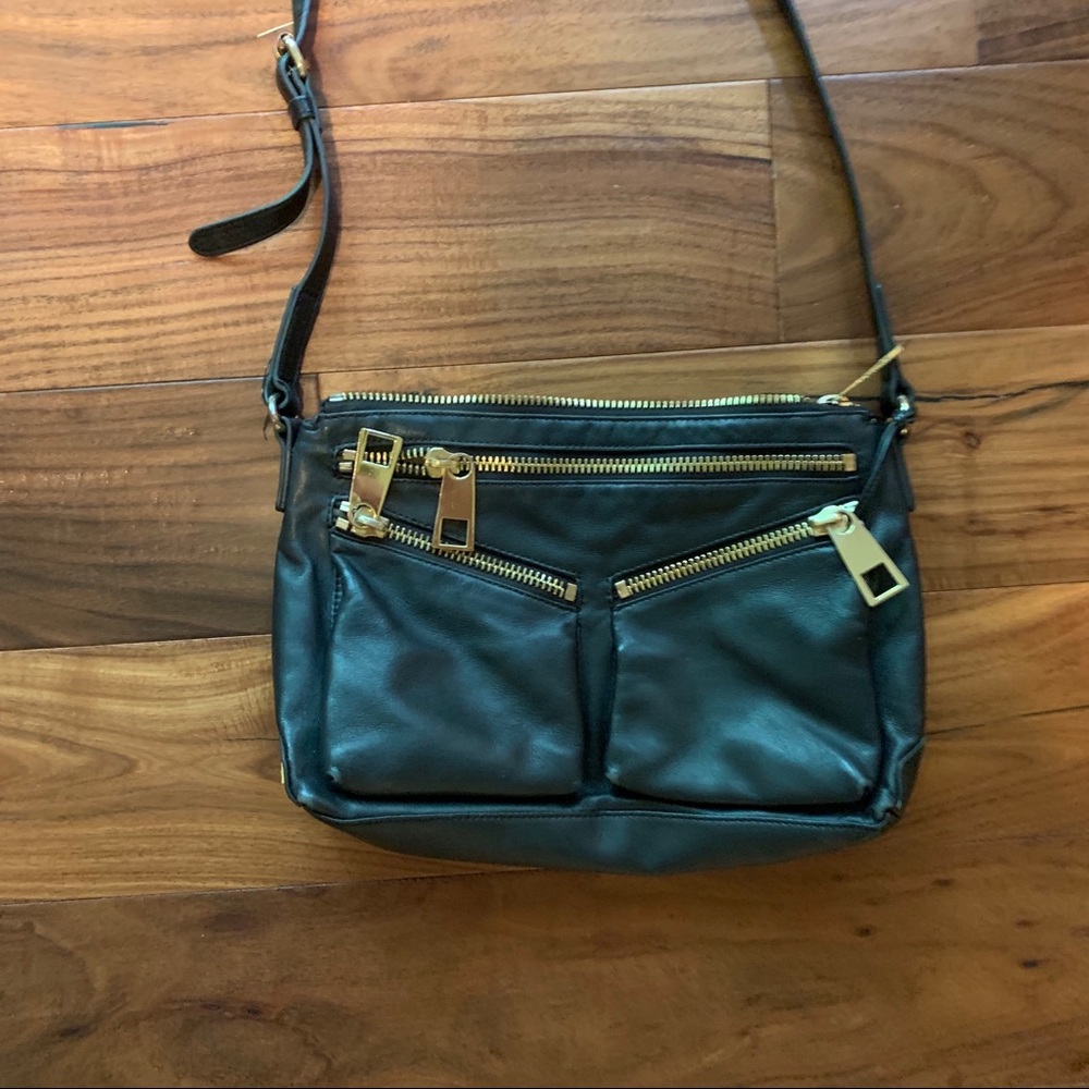 Vince Camilo leather black purse